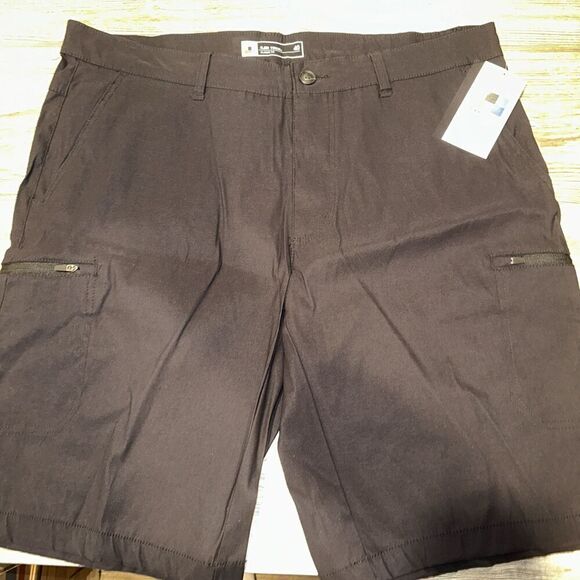 Union Bay UB Tech Rainier Men’s Black Cargo Shorts. Sizes 40. NWT. P - Picture 1 of 10